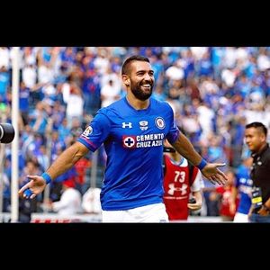 Meet your Posher, Carlos elias